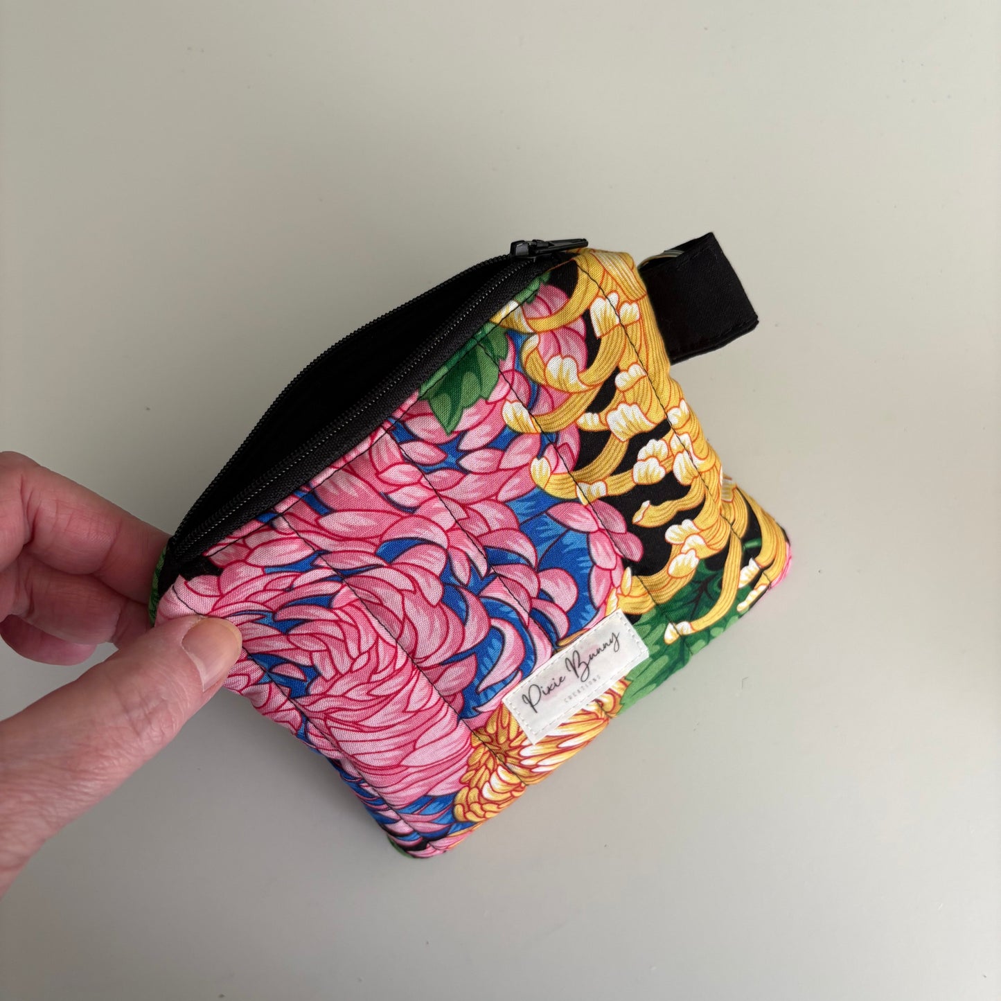 Japanese Chrysanthemum Black Multi Keychain Wallet