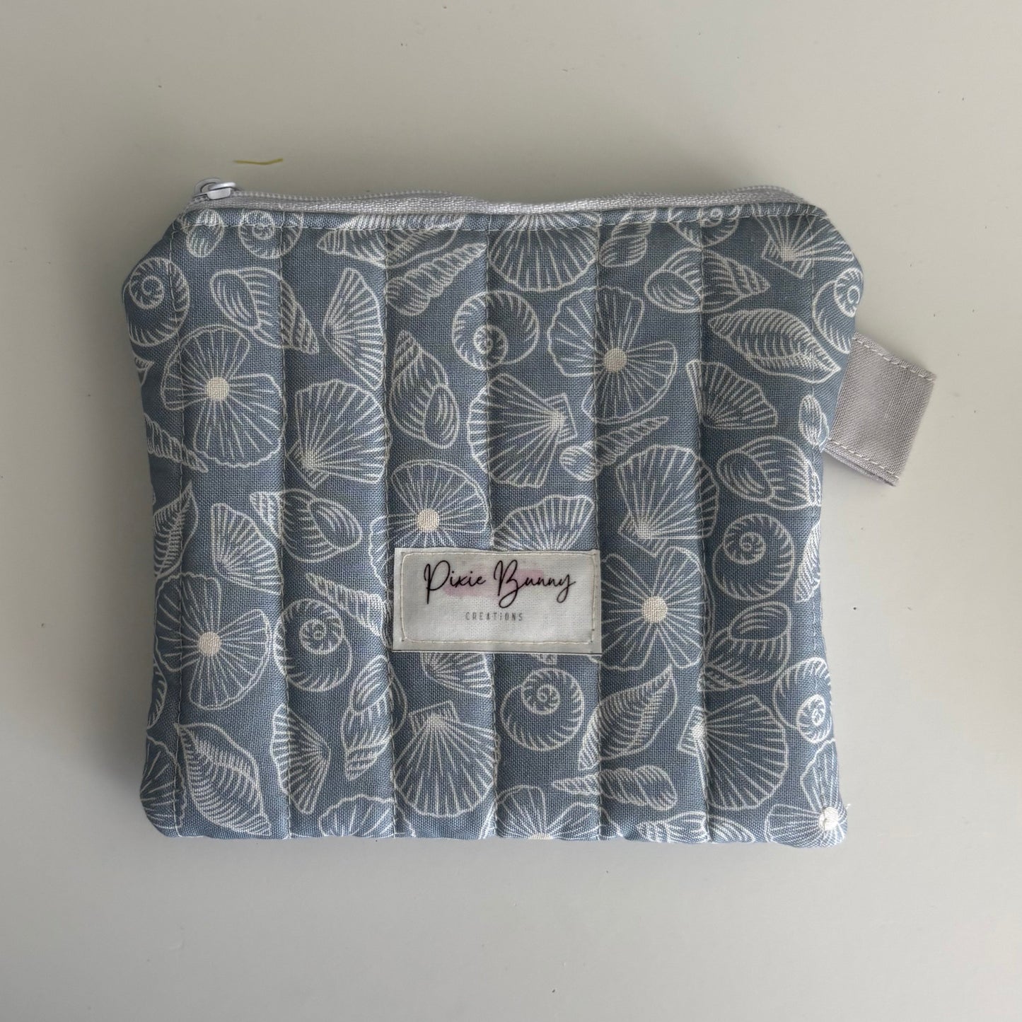 Pearl Shells Morning Mist Keychain Wallet